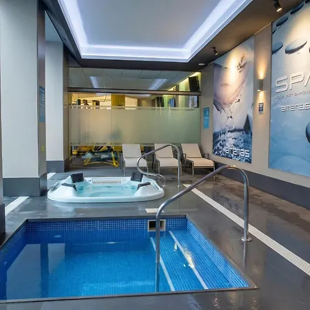 Benalbeach 2 Bedroom Sea View -ref 4-419 Daire